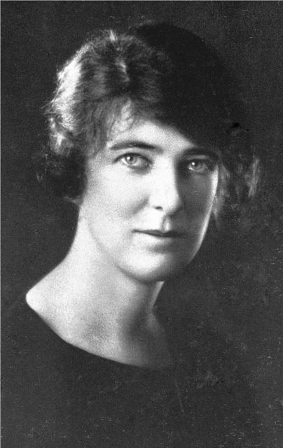 S. Isabella Sanders